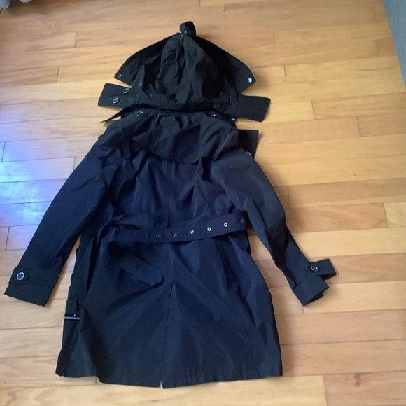 Burberry trench coat - Picture 5 of 10